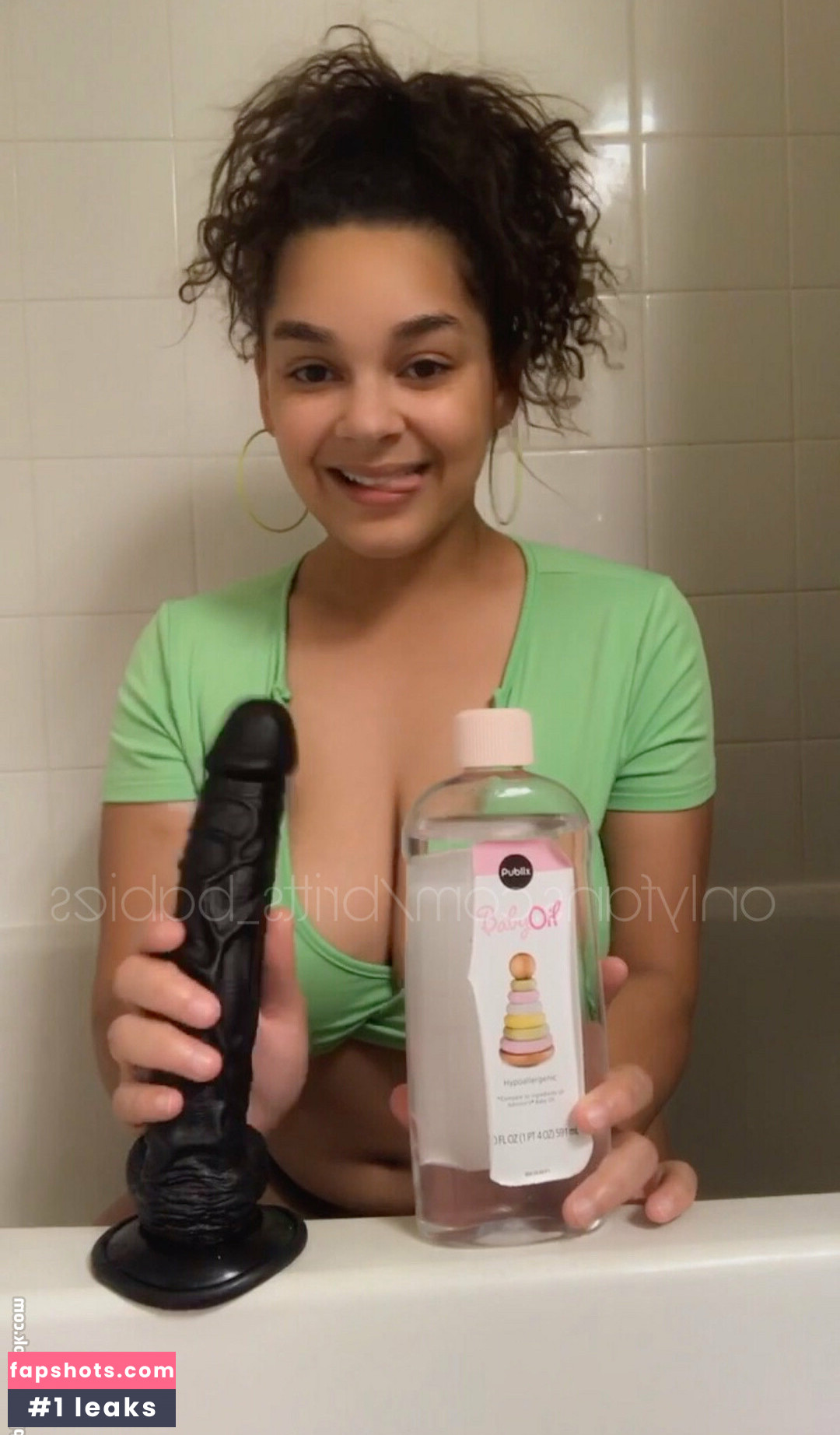 britts_free gallery photo #13