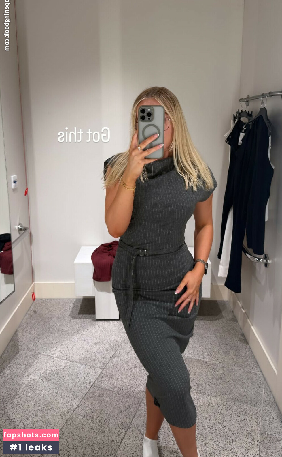 Brogan Small gallery photo #12