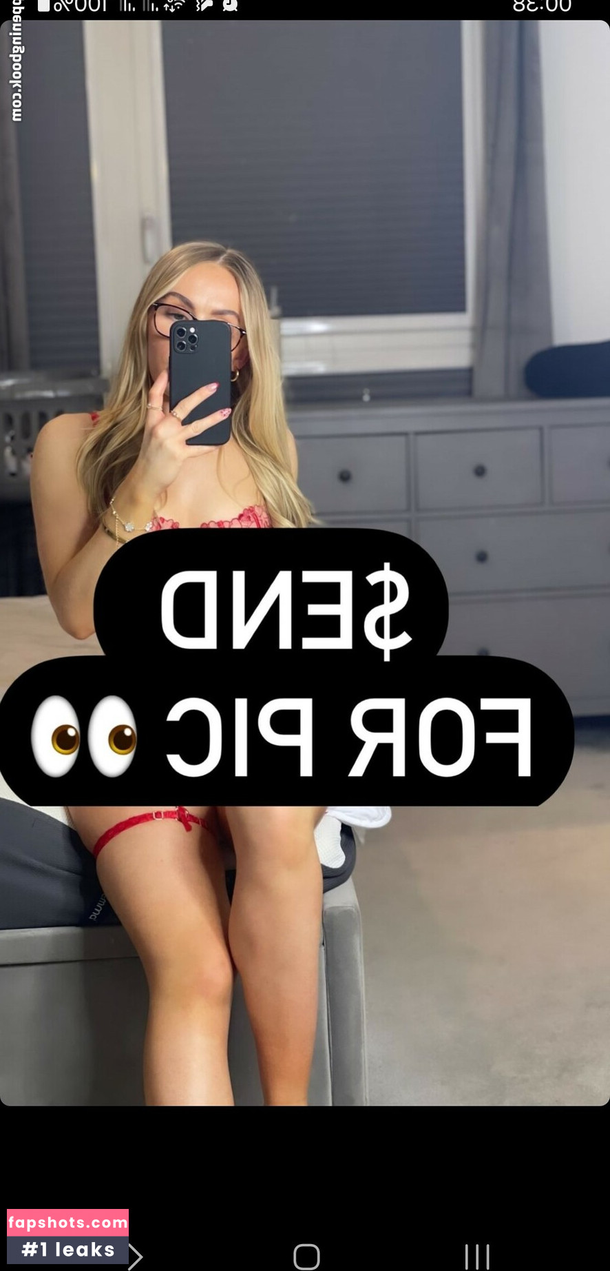 Brogan Small gallery photo #30