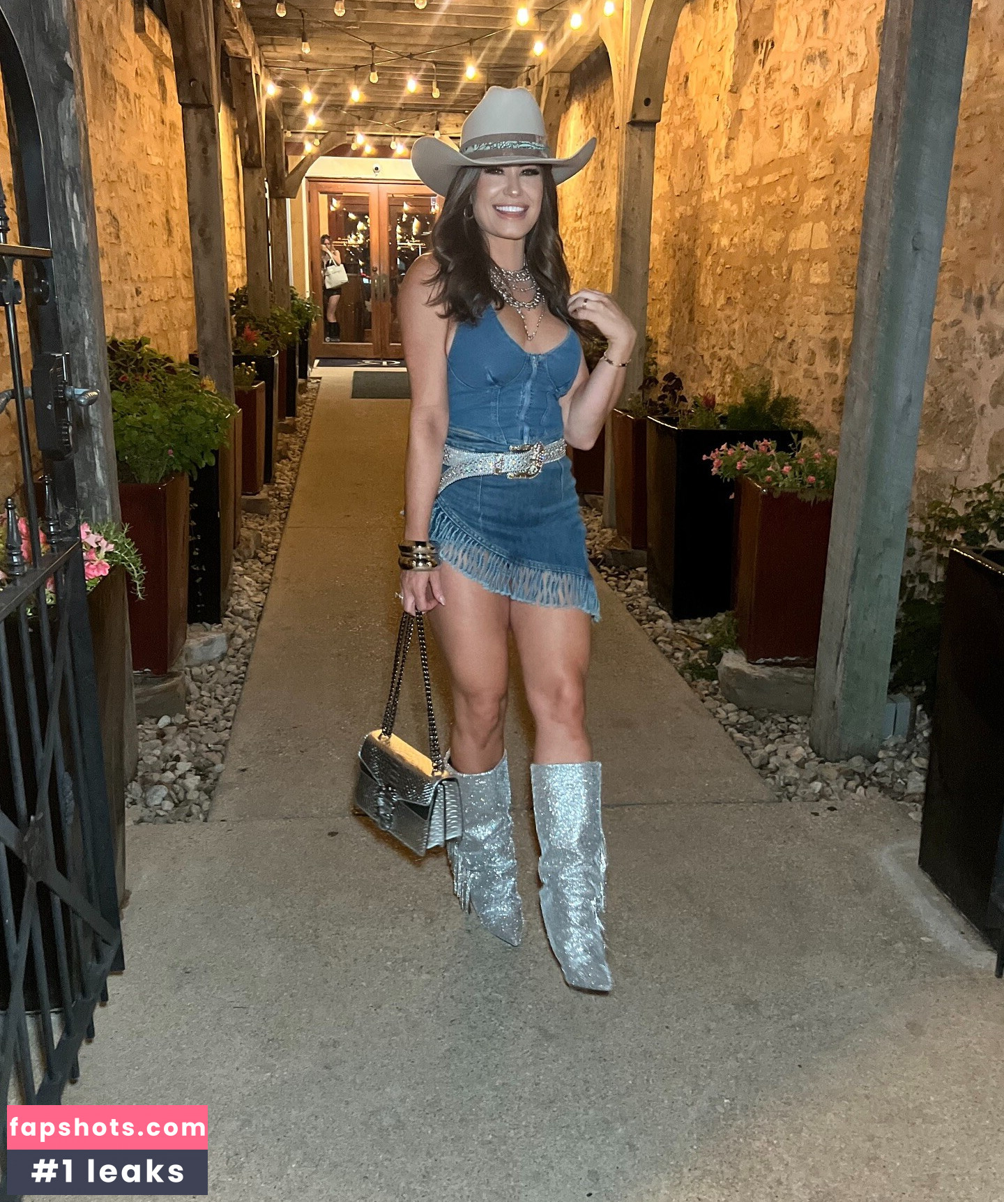 Brooke Adams gallery photo #14