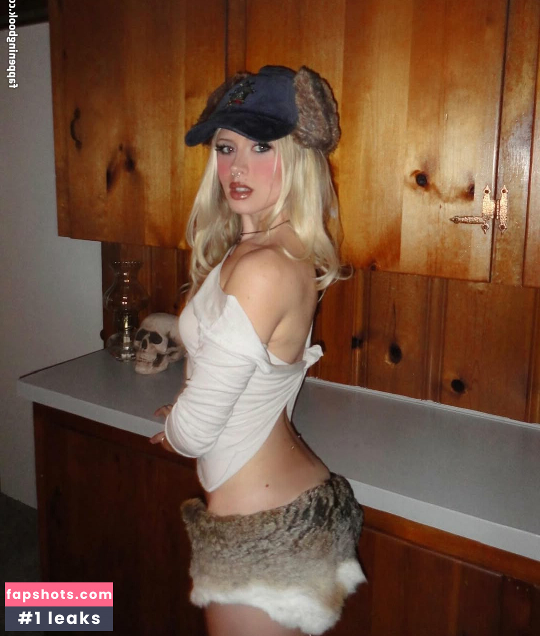 Brooke Allred gallery photo #7