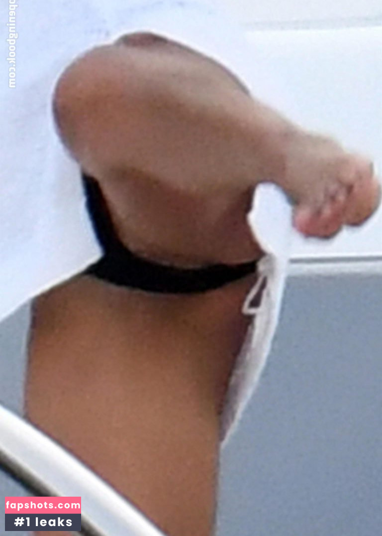 Brooke Burke Charvet gallery photo #118