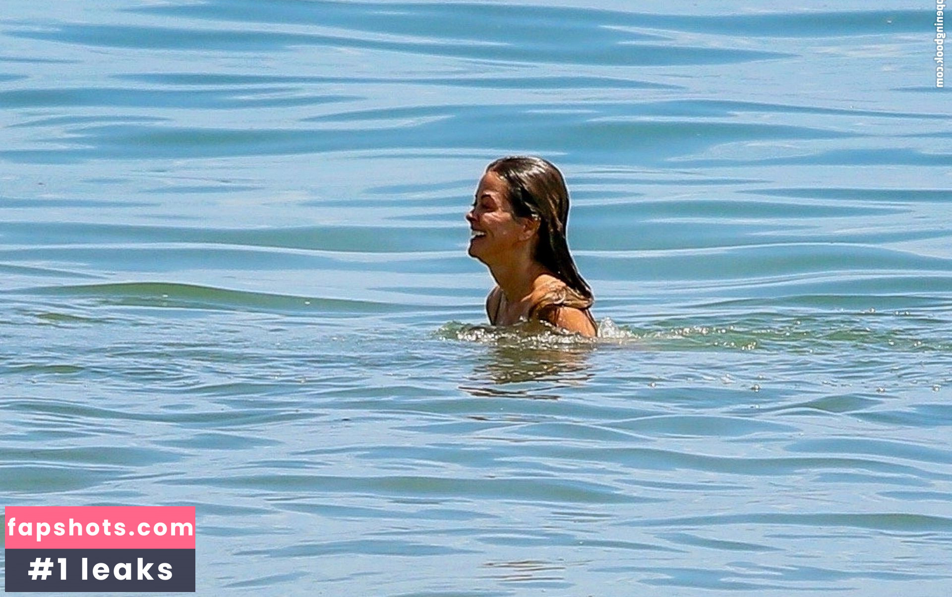 Brooke Burke gallery photo #1005