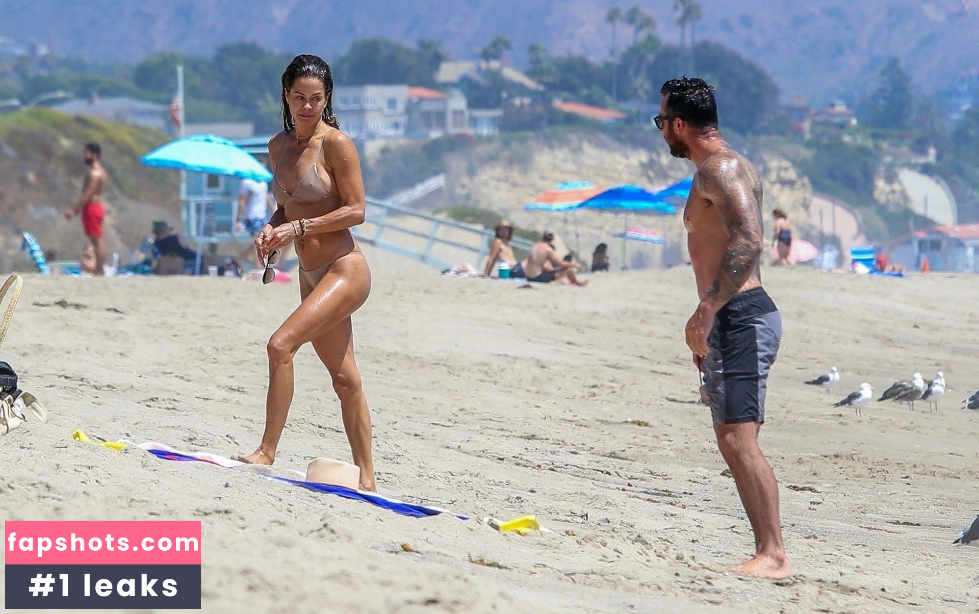 Brooke Burke gallery photo #1020