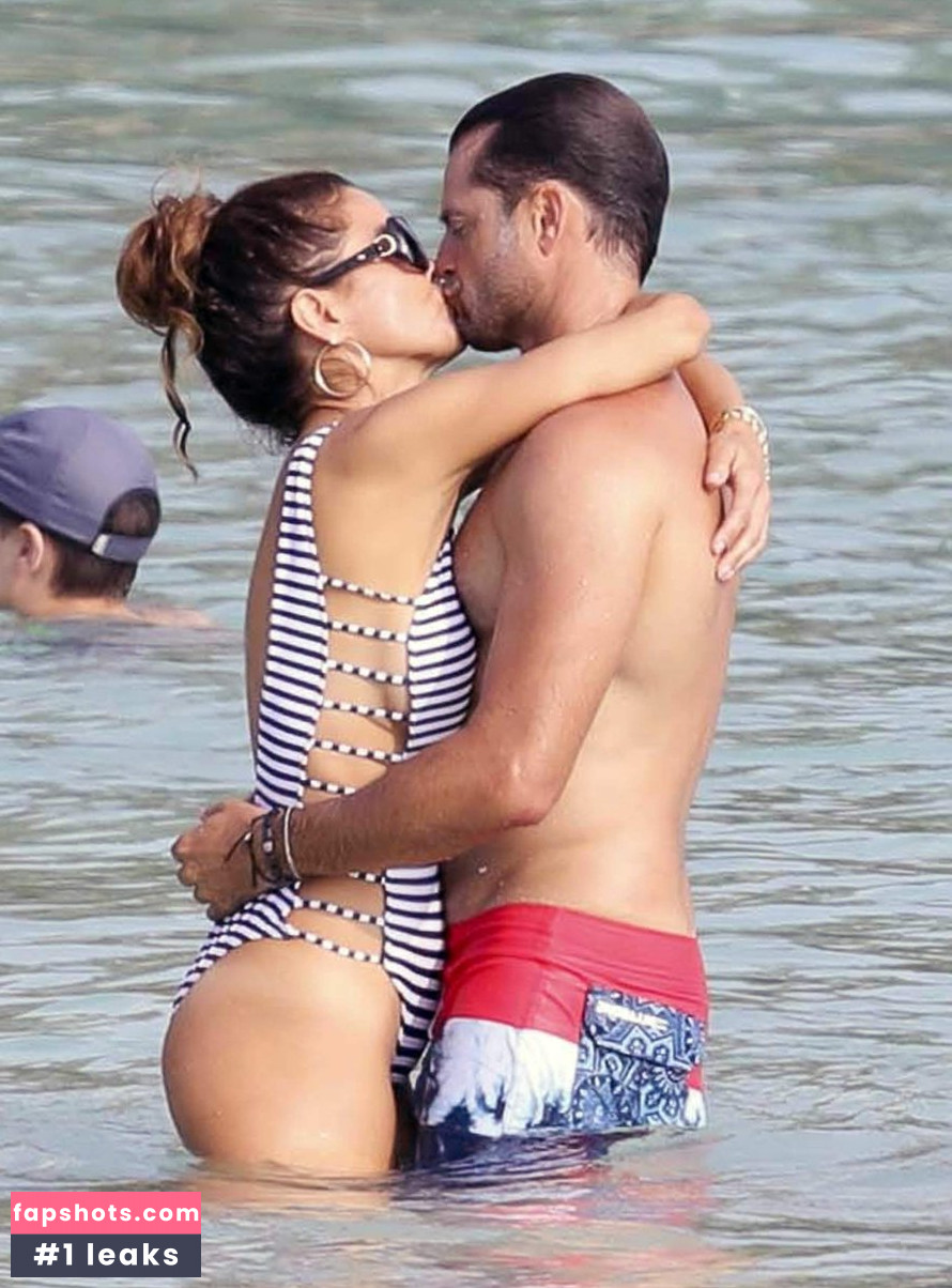 Brooke Burke gallery photo #1310