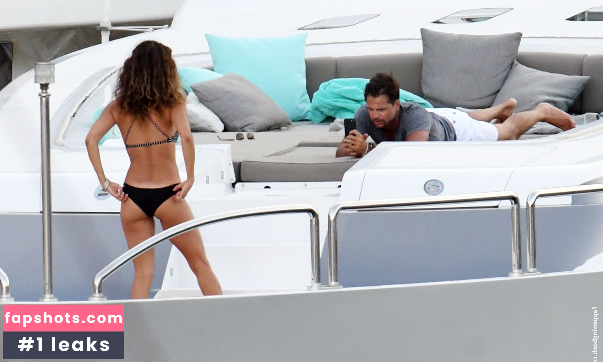 Brooke Burke gallery photo #1460