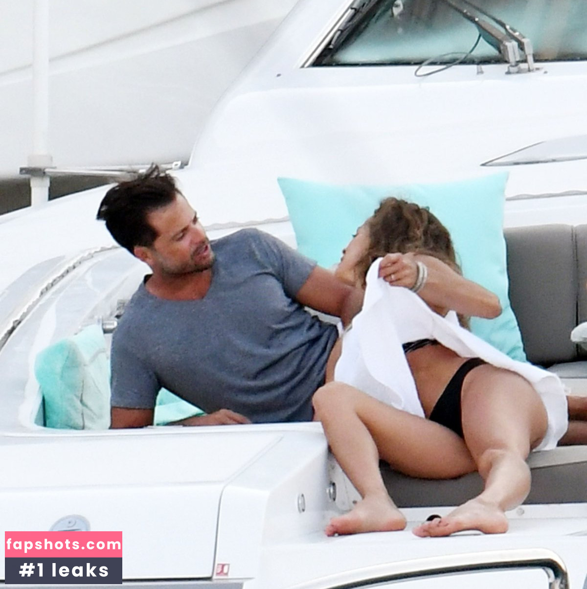 Brooke Burke gallery photo #1461