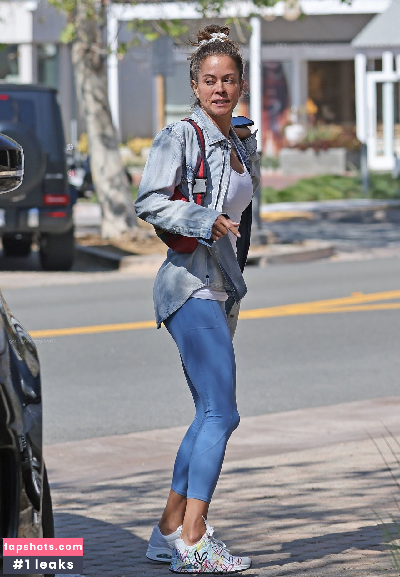 Brooke Burke gallery photo #521