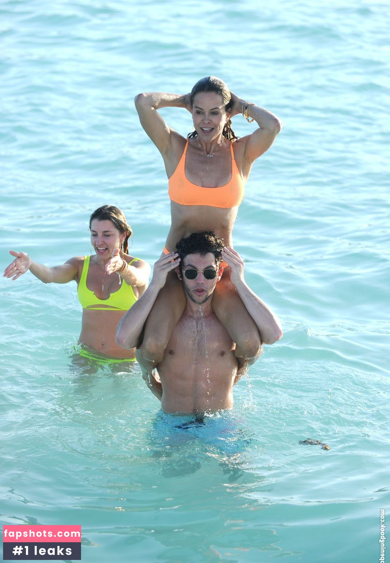 Brooke Burke gallery photo #721