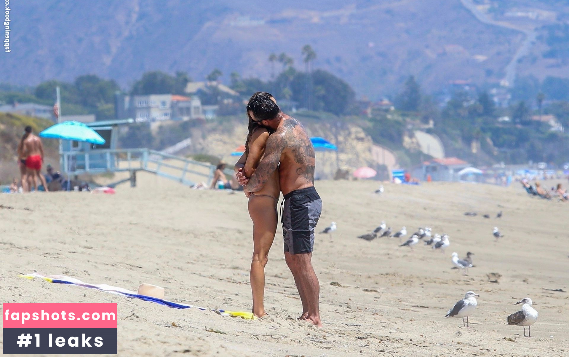 Brooke Burke gallery photo #931