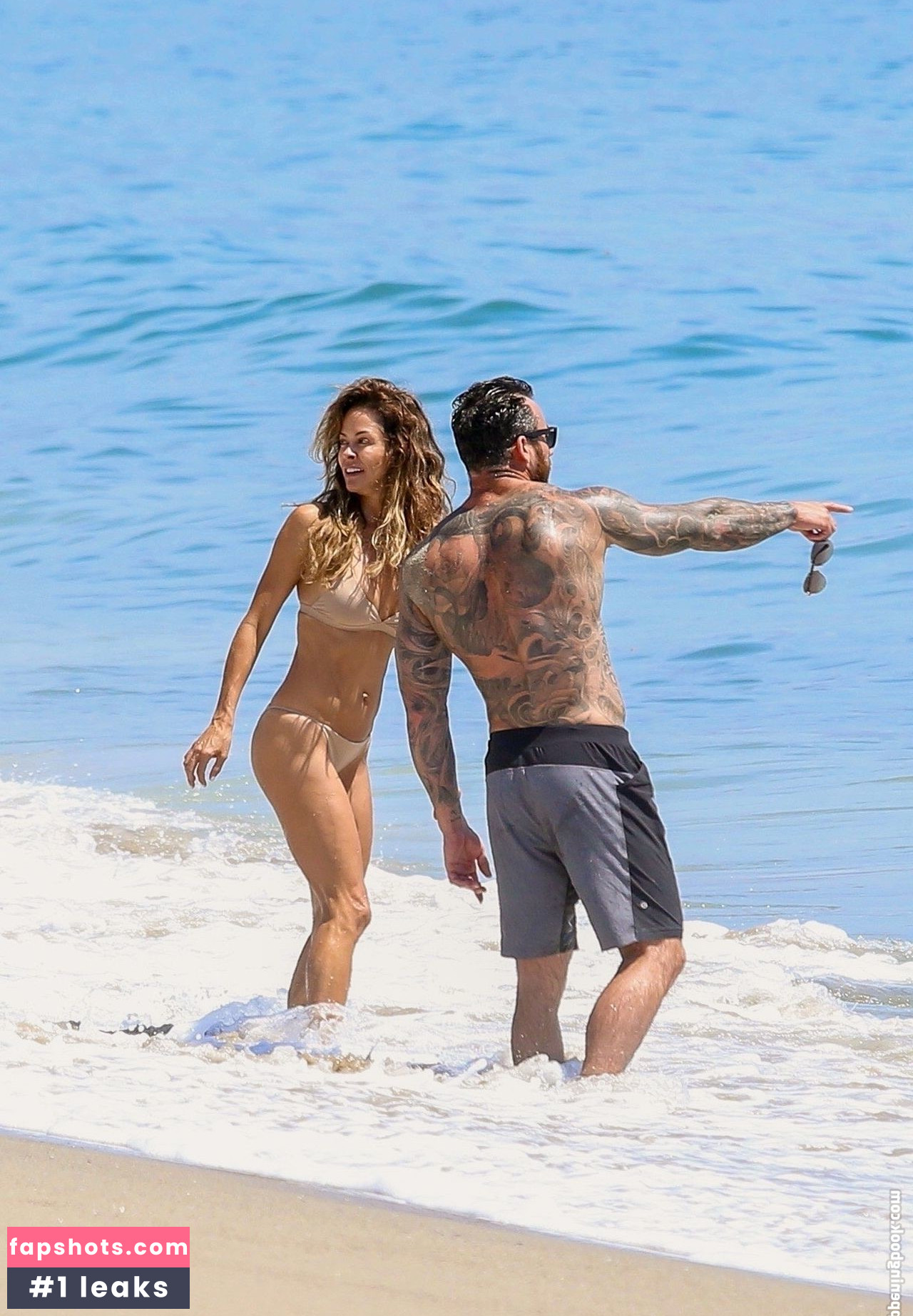 Brooke Burke gallery photo #970