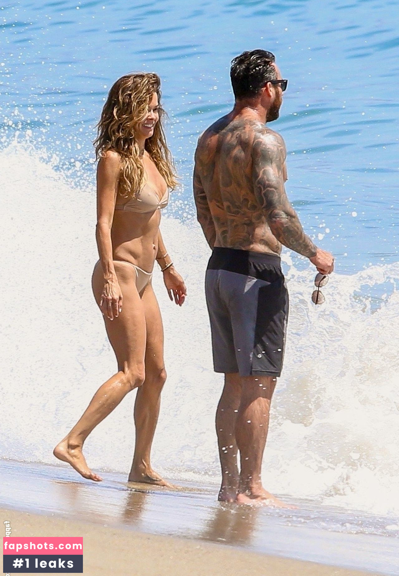 Brooke Burke gallery photo #974