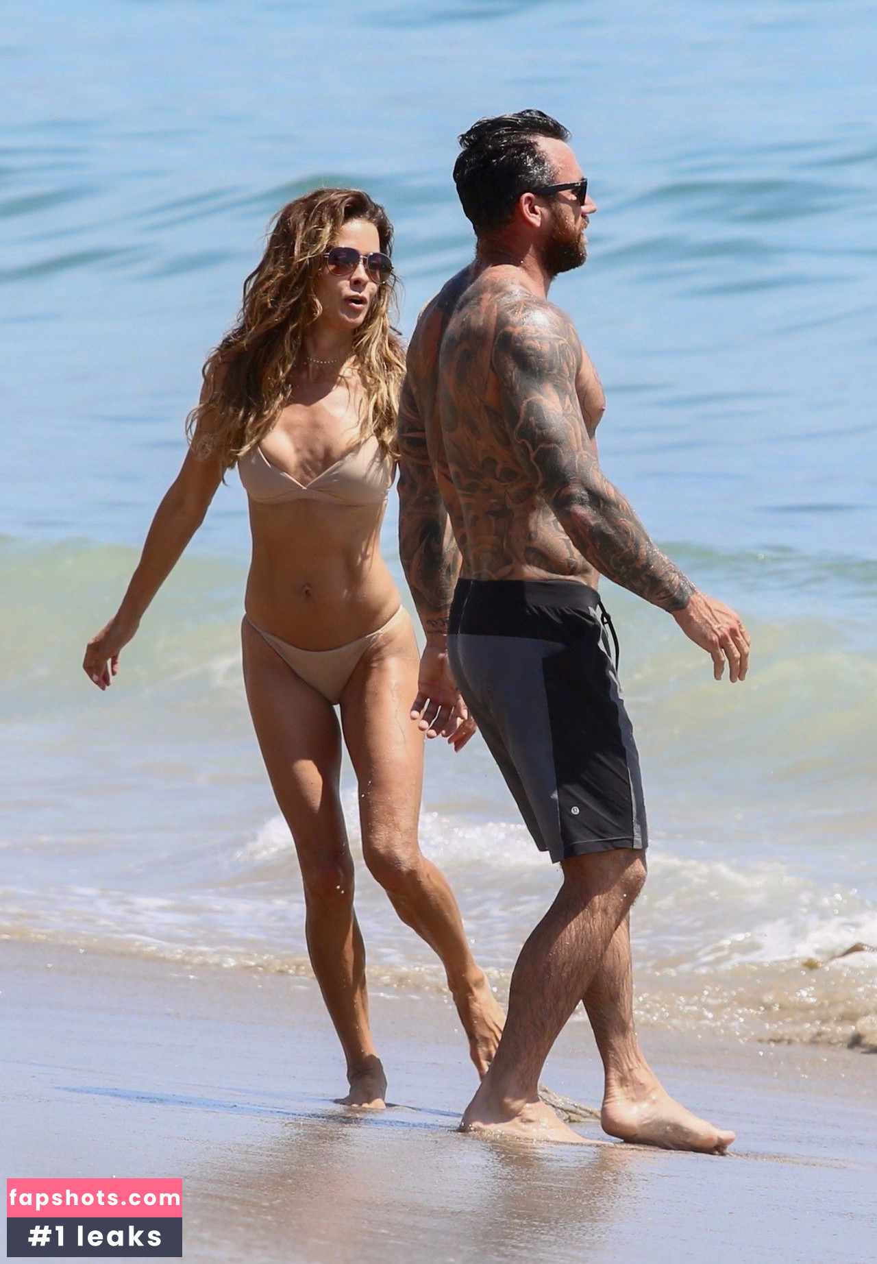 Brooke Burke gallery photo #986