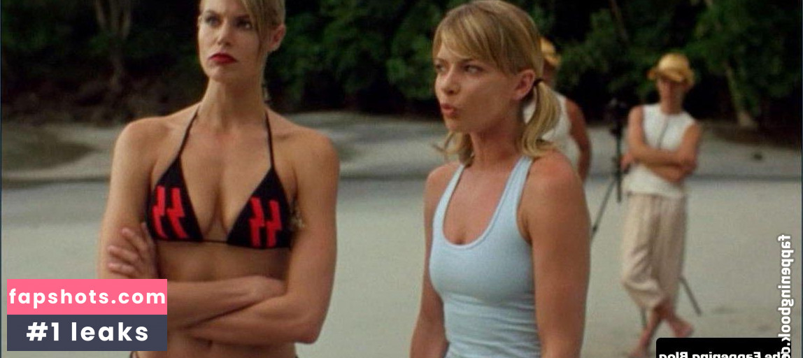 Brooke Burns nude babe gallery