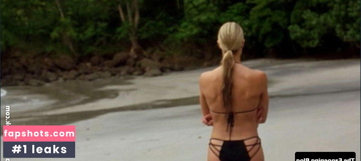 Brooke Burns gallery photo #7