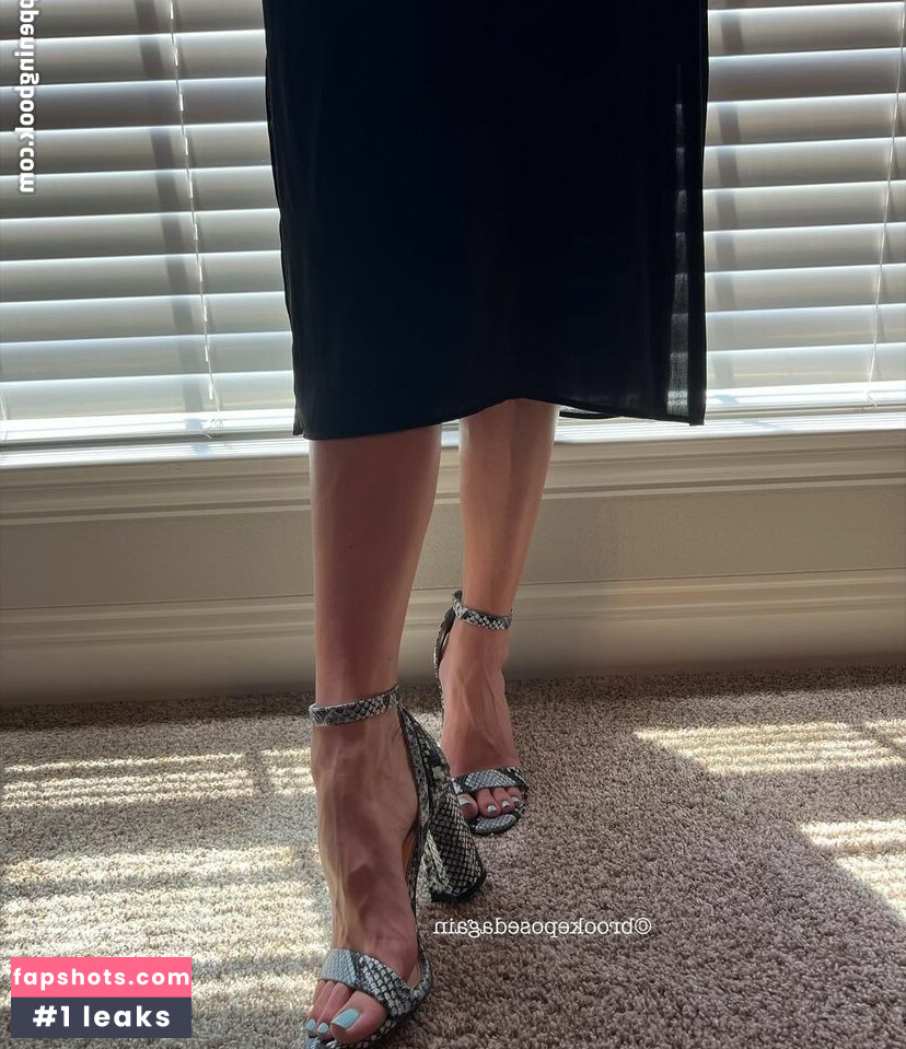 Brooke Jones Nude Leaks OnlyFans Photos #2 - LeakJerk