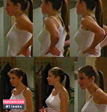 Brooke Satchwell gallery photo #7