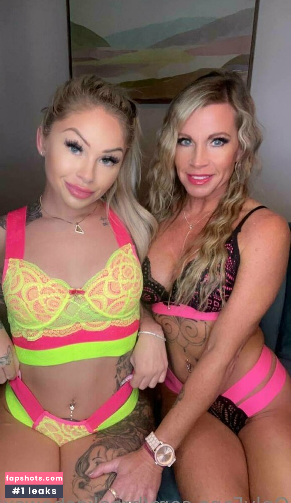 brookeshowsxx gallery photo #2115