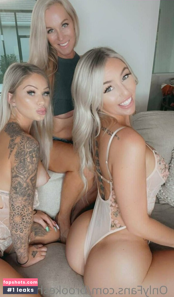 brookeshowsxx gallery photo #2817