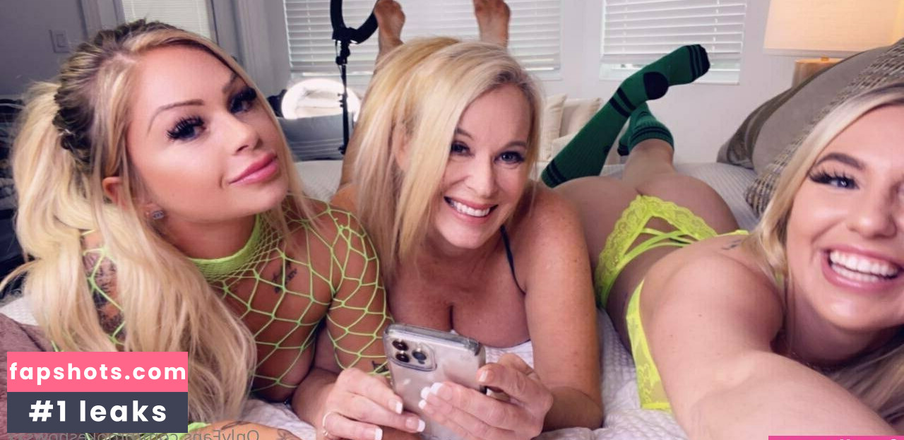 brookeshowsxx gallery photo #3175