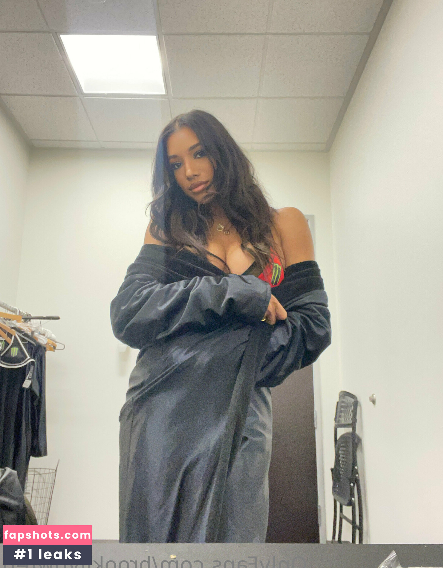 Brookliyn Wren gallery photo #223