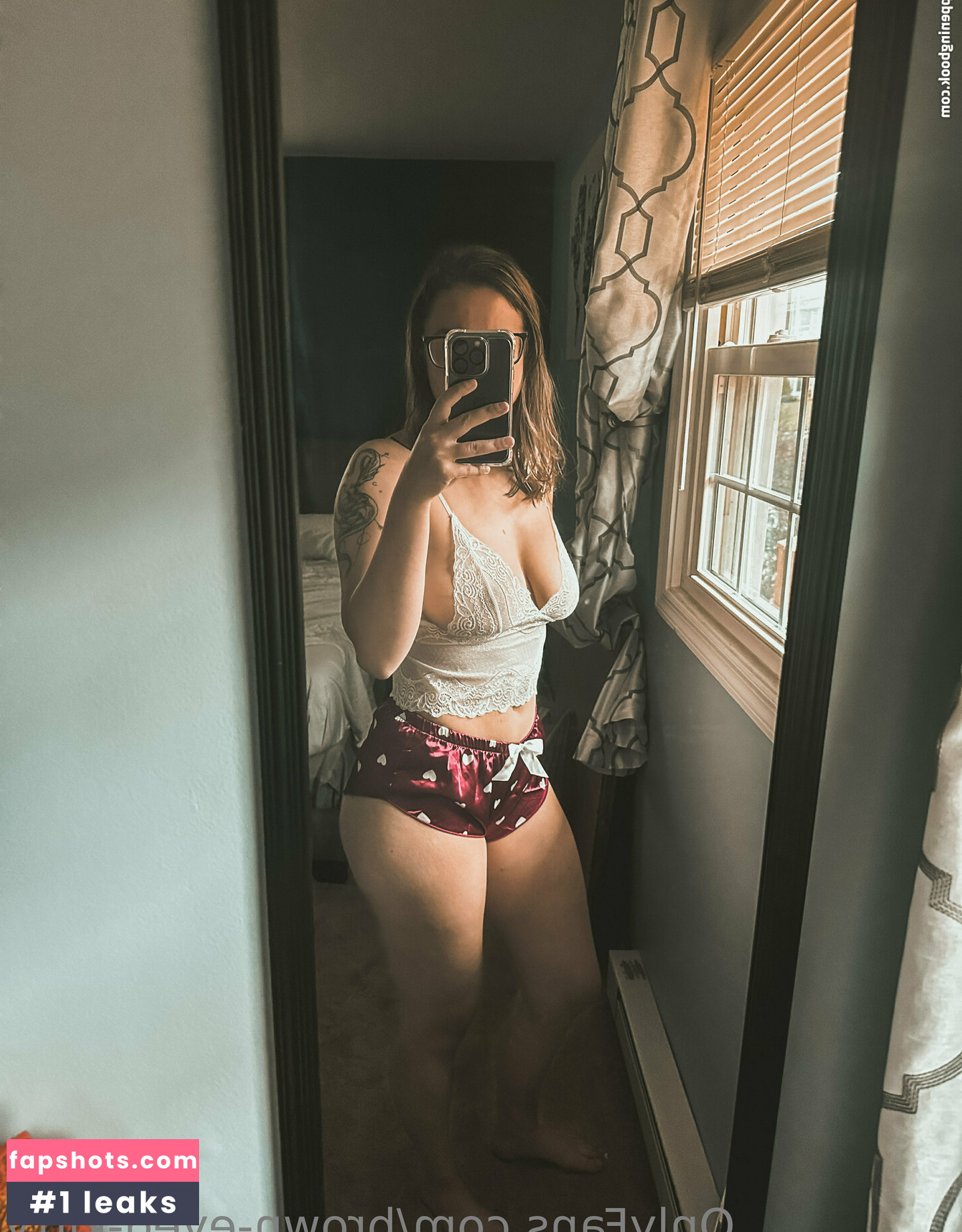 brown-eyed-kitty gallery photo #37