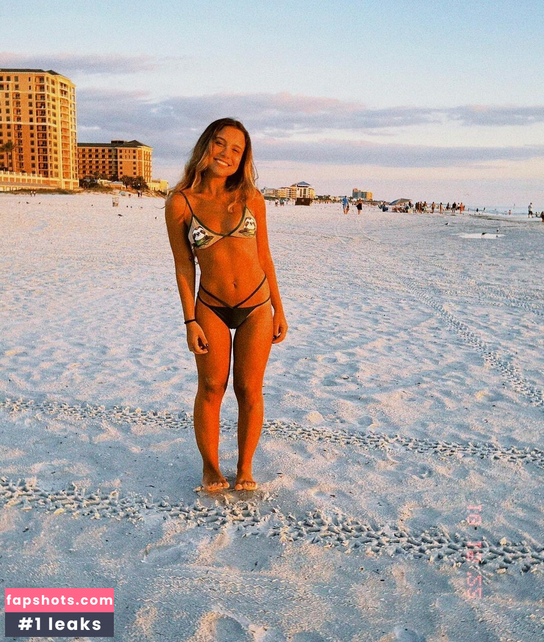 Bruna Carvalho gallery photo #42