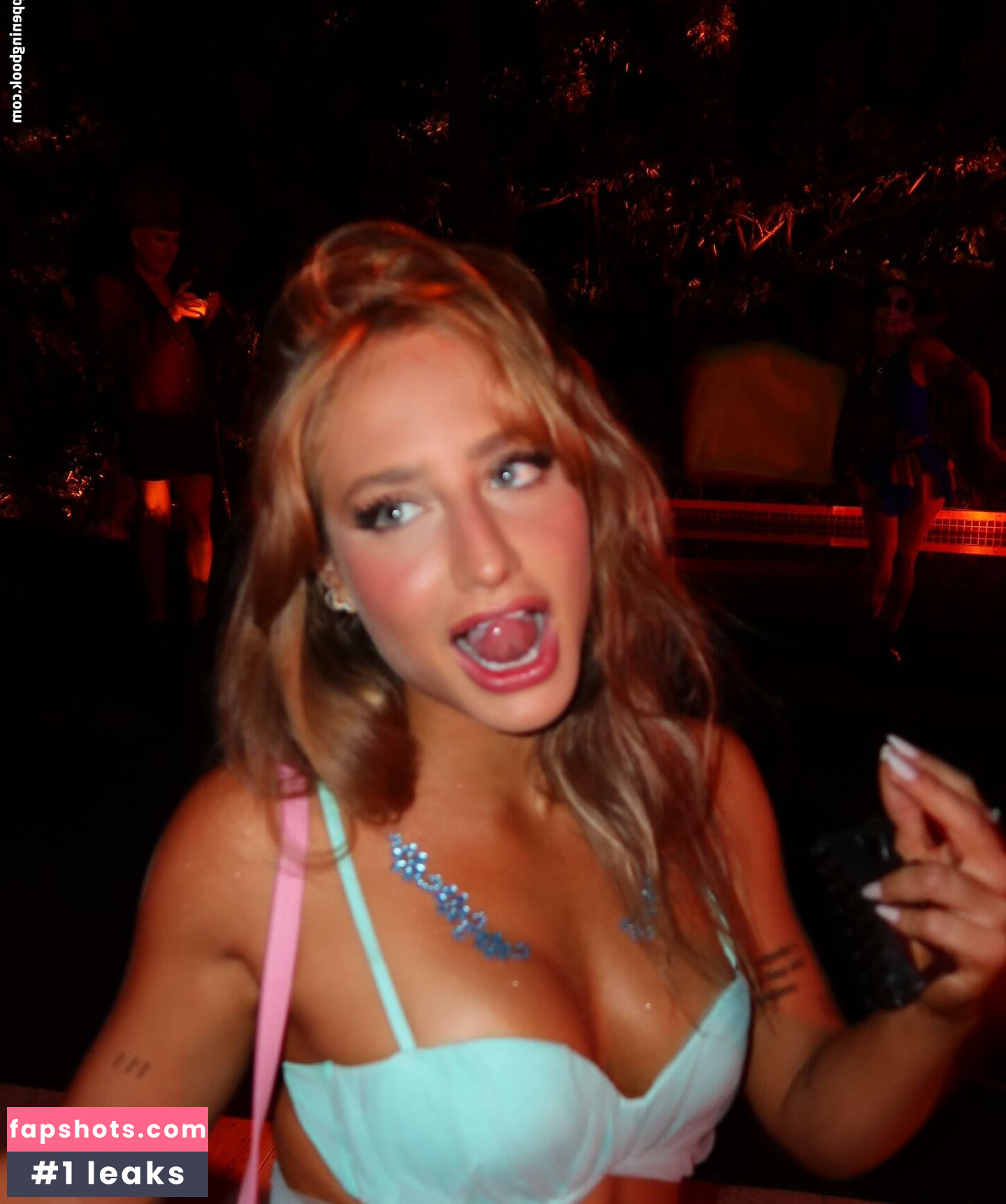 Bruna Griphao gallery photo #168