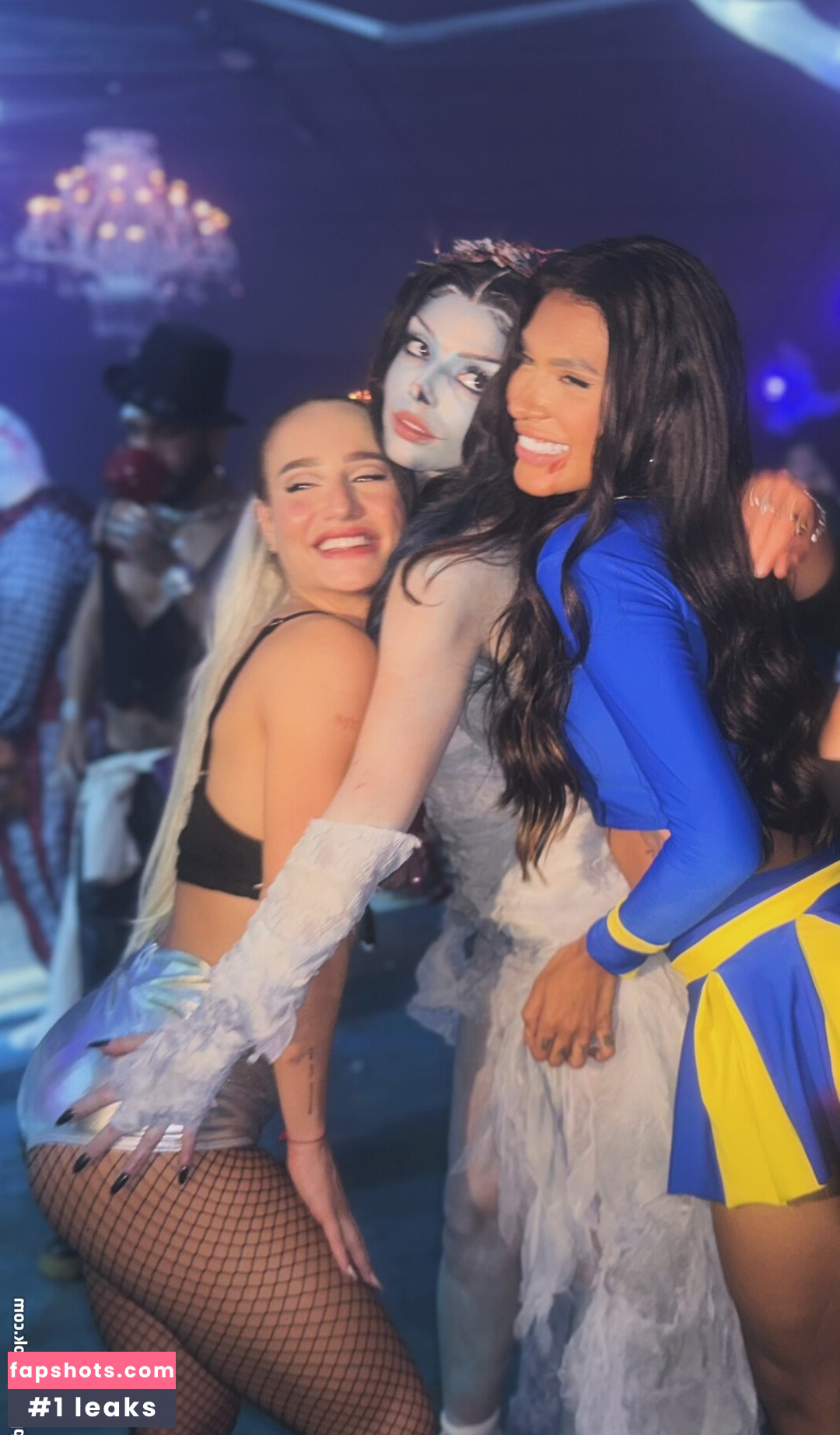 Bruna Griphao gallery photo #31