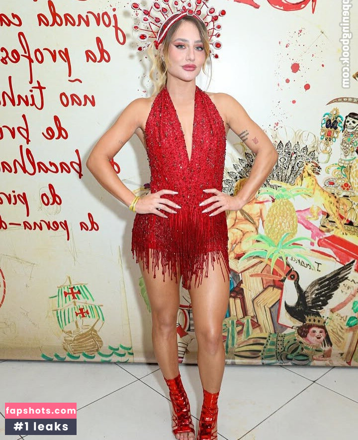 Bruna Griphao gallery photo #44