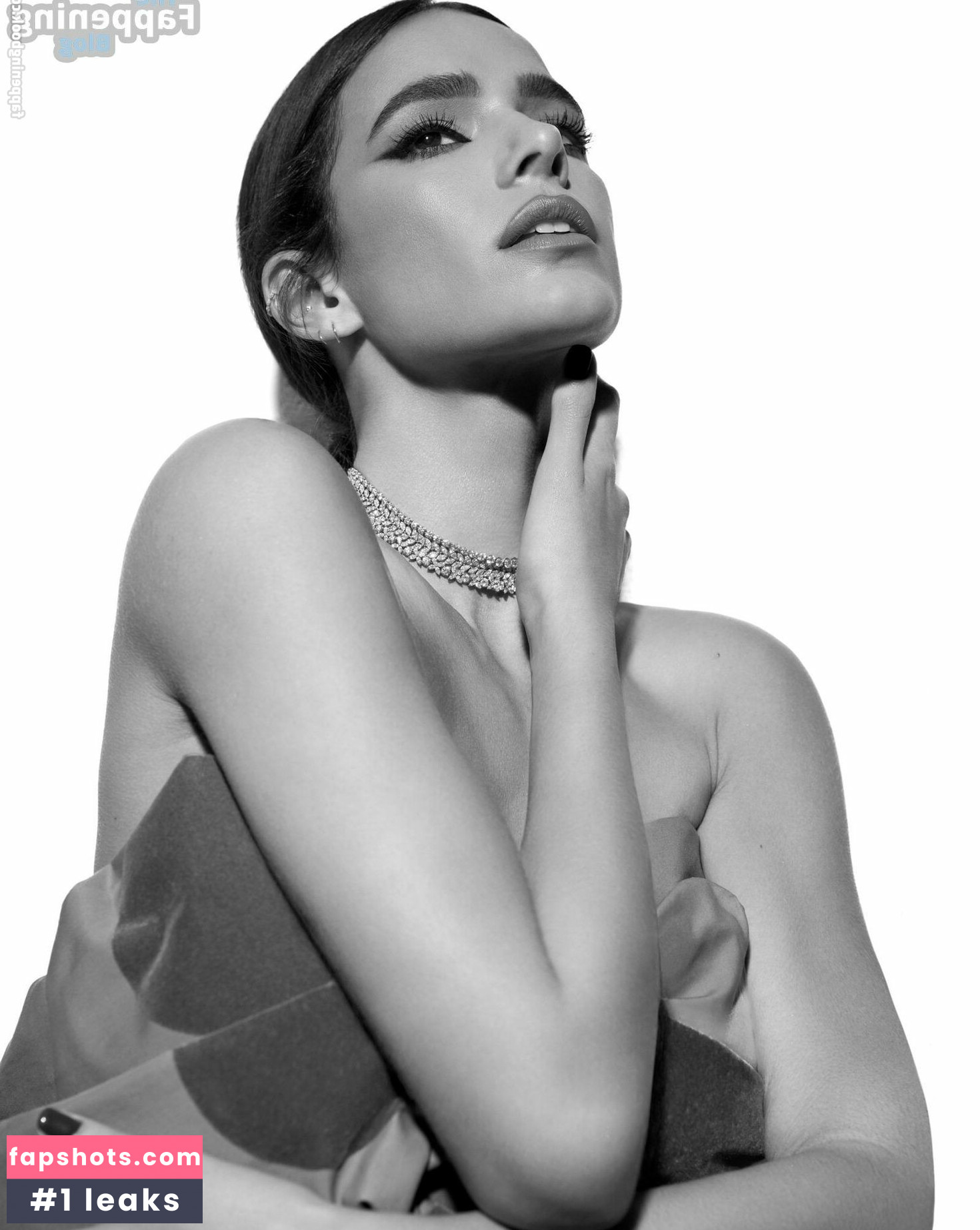 Bruna Marquezine gallery photo #106