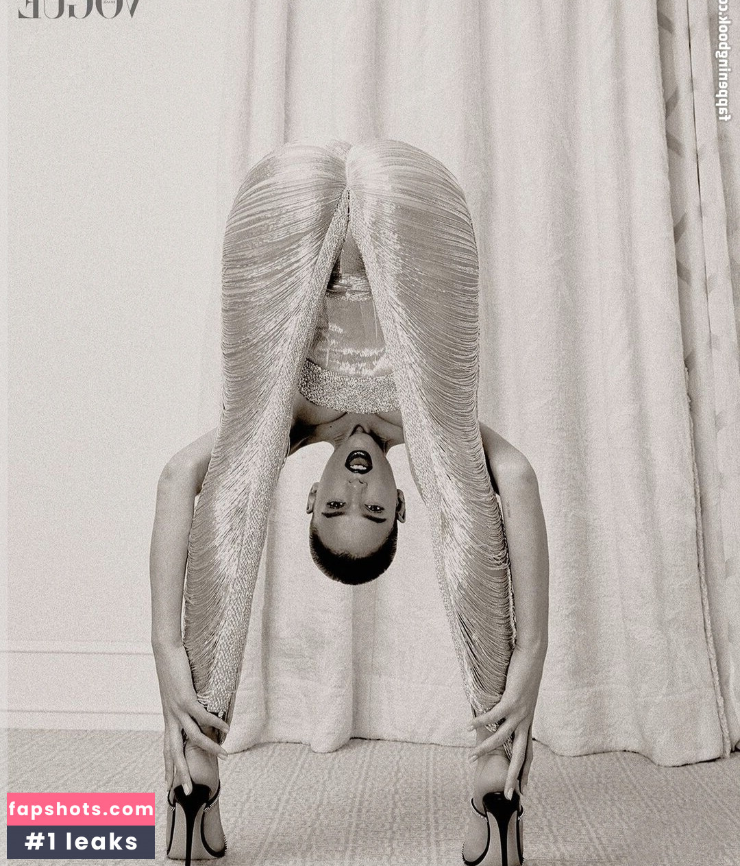 Bruna Marquezine gallery photo #114