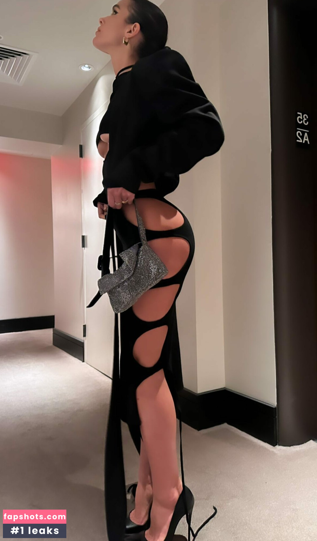 Bruna Marquezine gallery photo #121