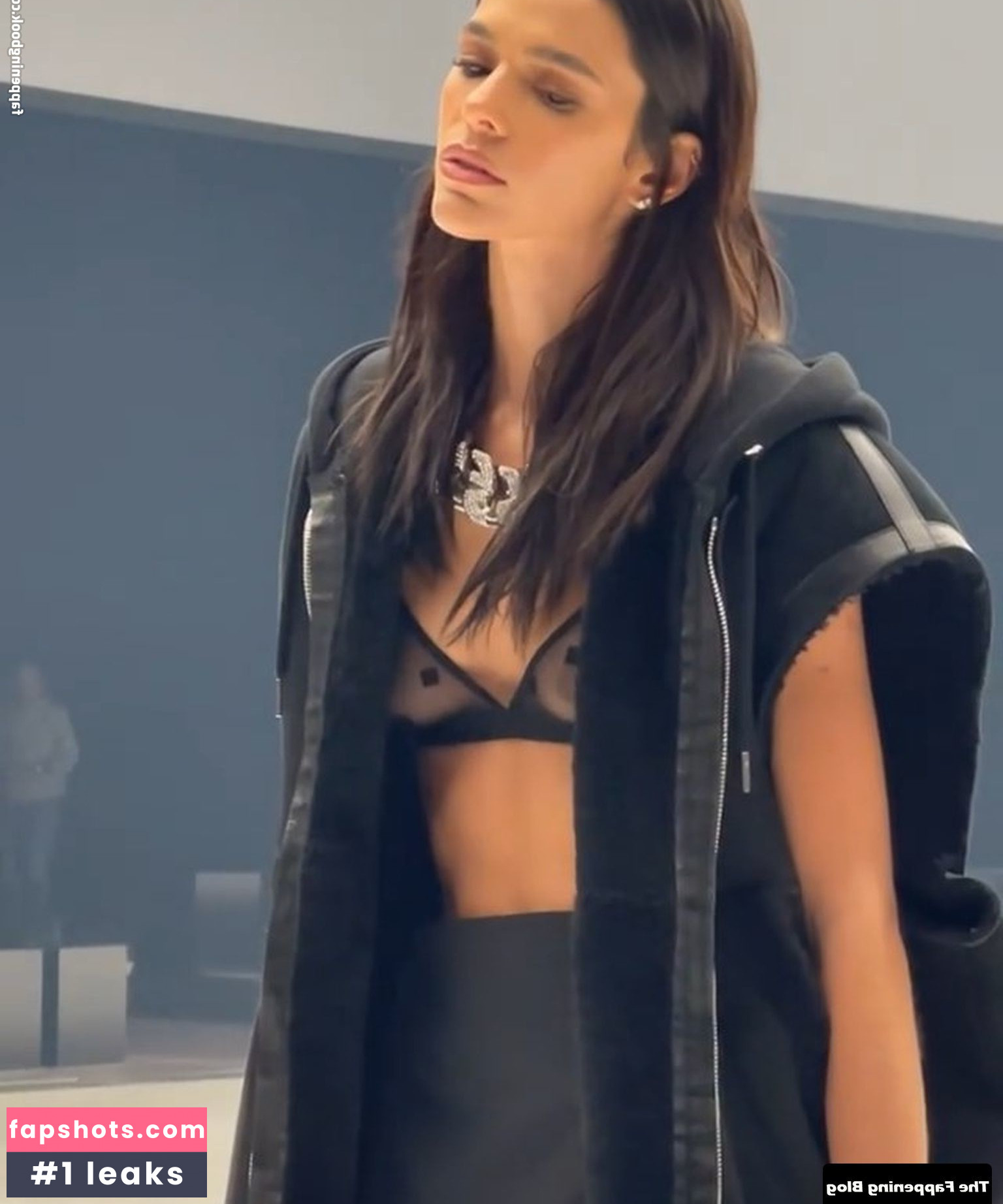 Bruna Marquezine gallery photo #166