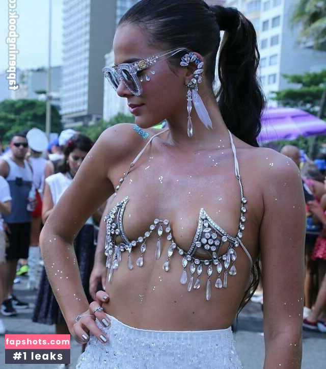 Bruna Marquezine gallery photo #74