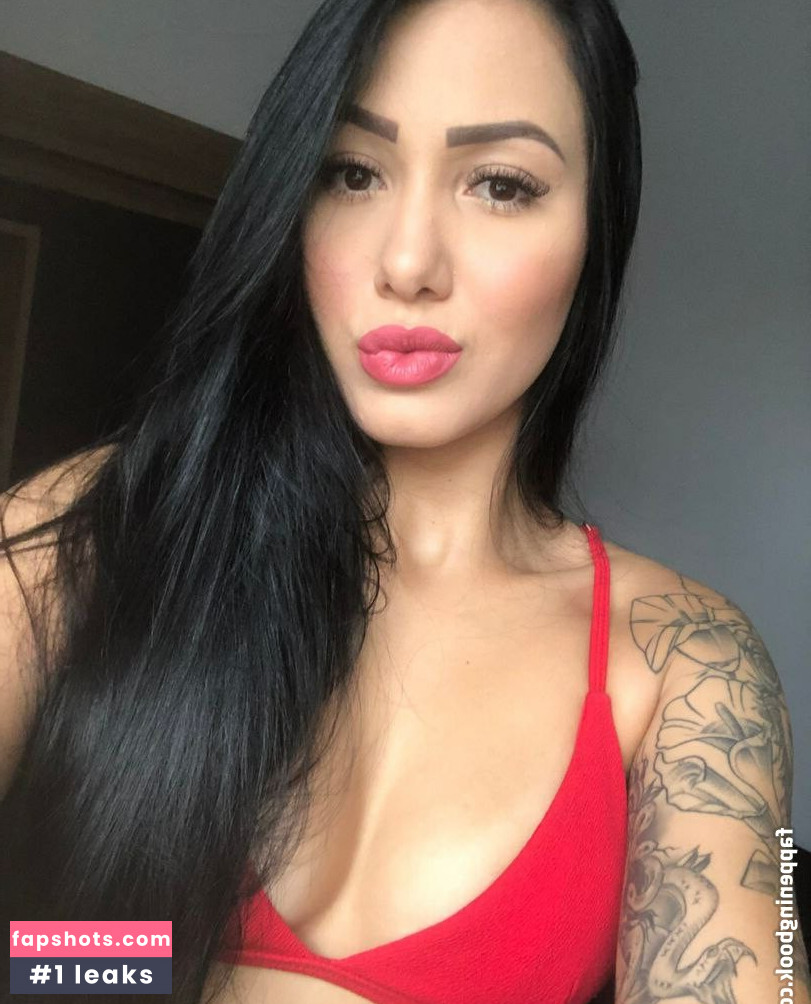 Bruna Sackman gallery photo #15