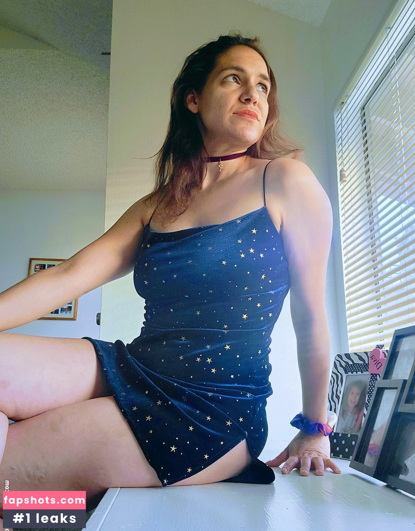 brunette_beauty86 gallery photo #11