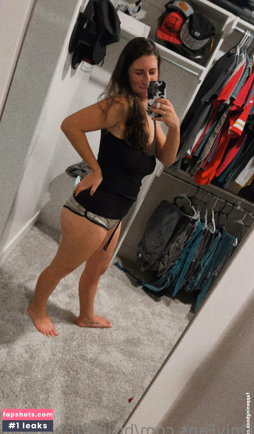 brunettebombshell13 gallery photo #29