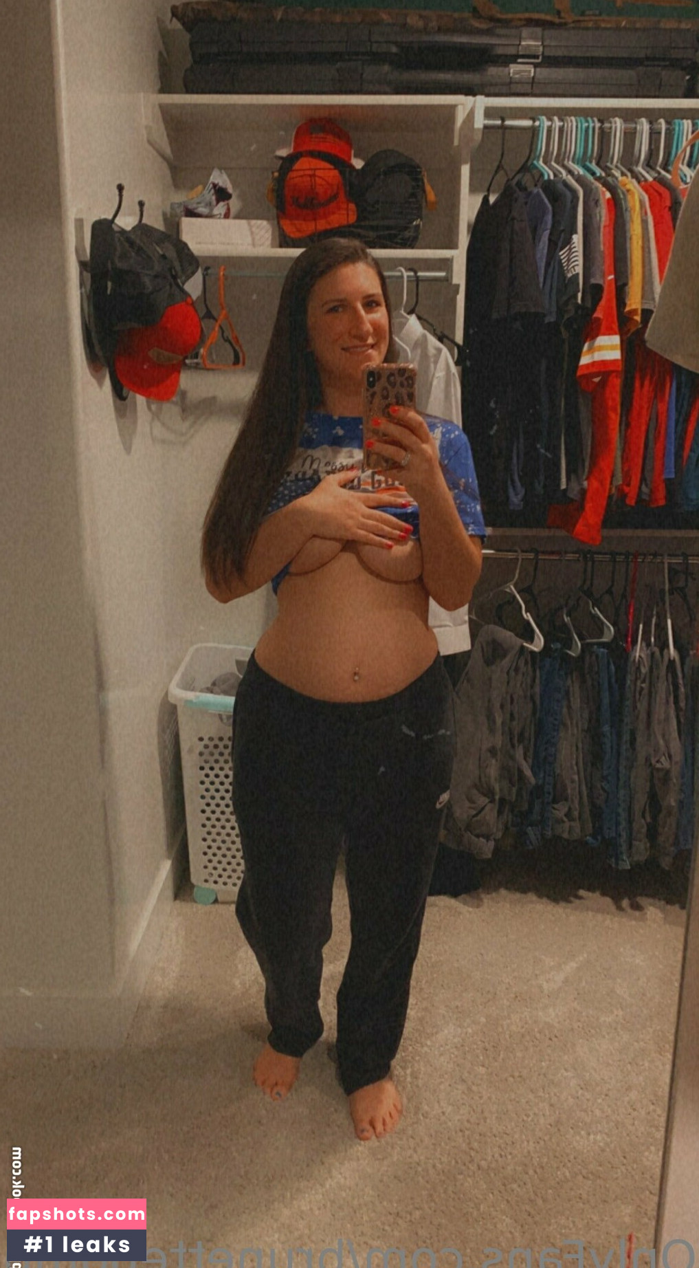 brunettebombshell13 gallery photo #10