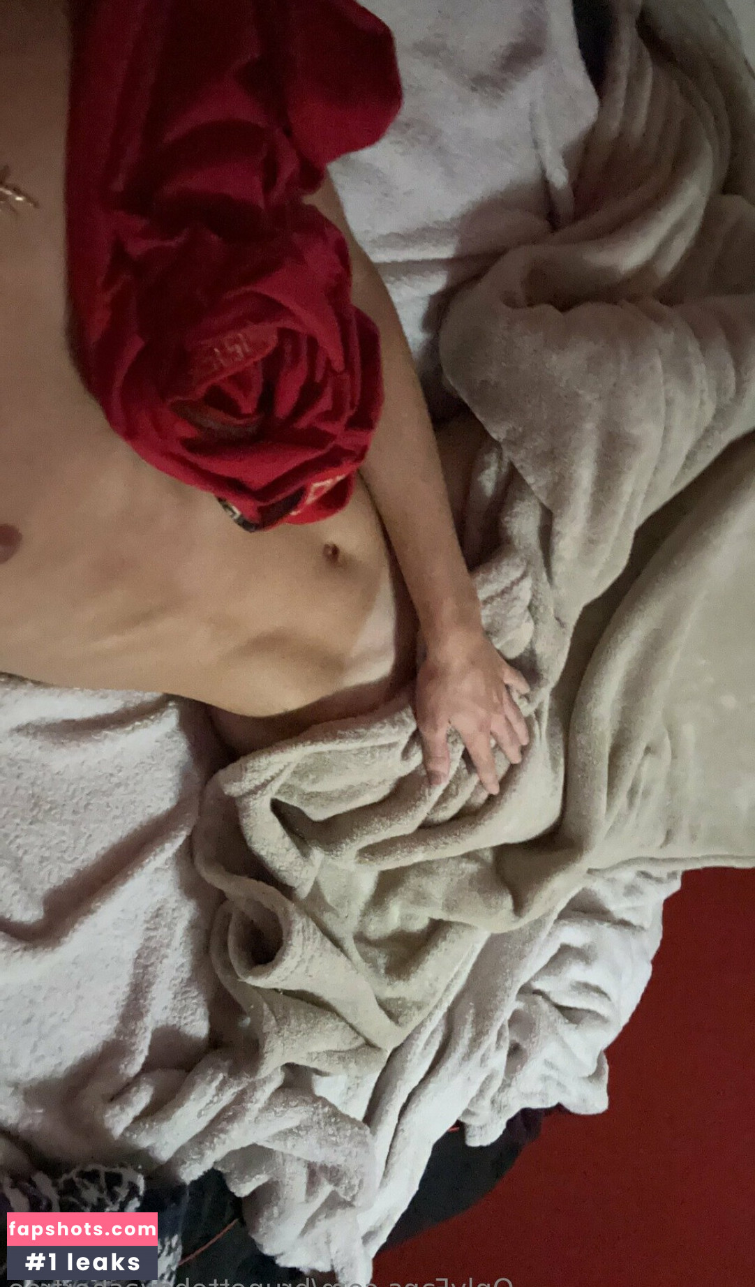 brunetteboyasherfree gallery photo #3