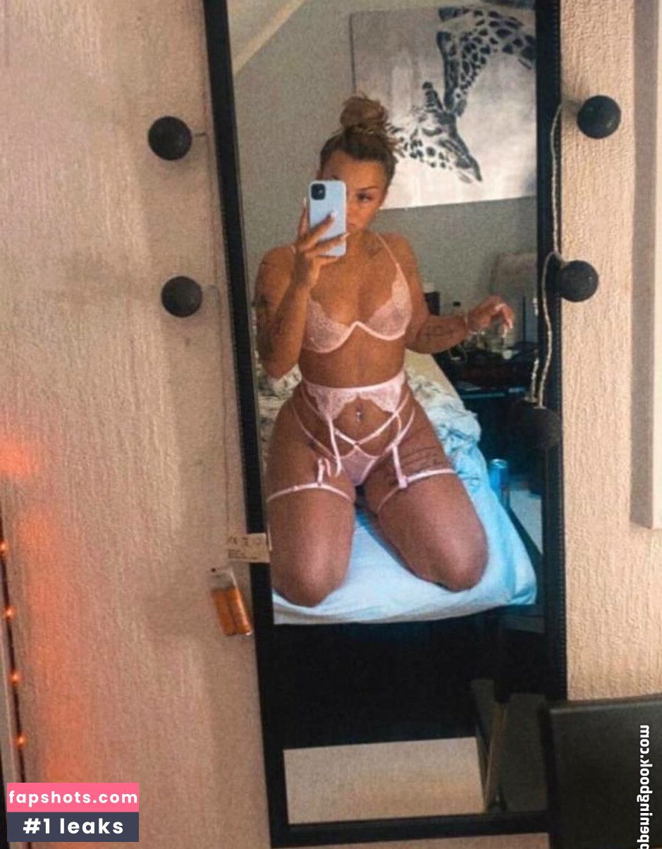 brunettebrat22 gallery photo #10