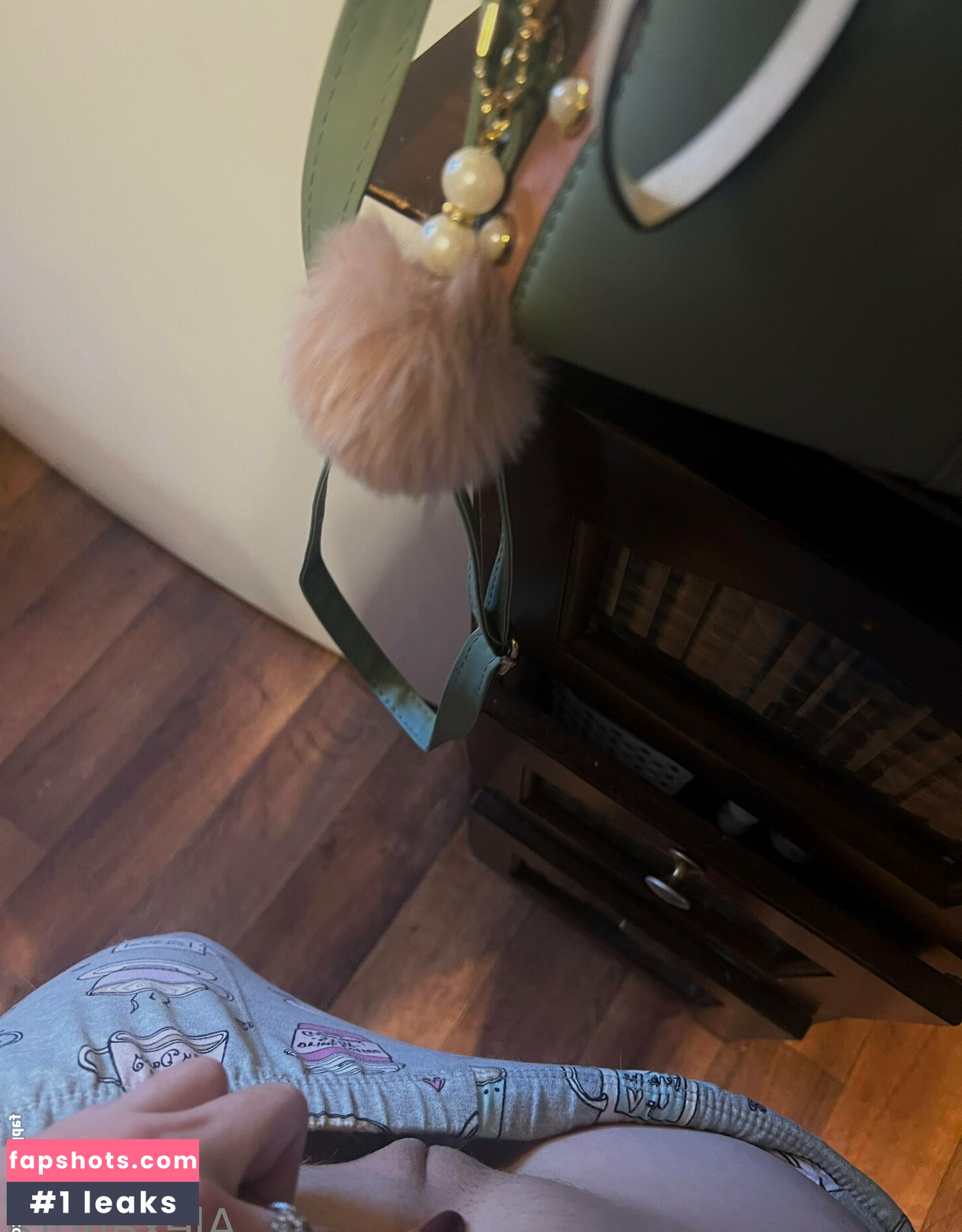 brunetteheadbaddie gallery photo #27