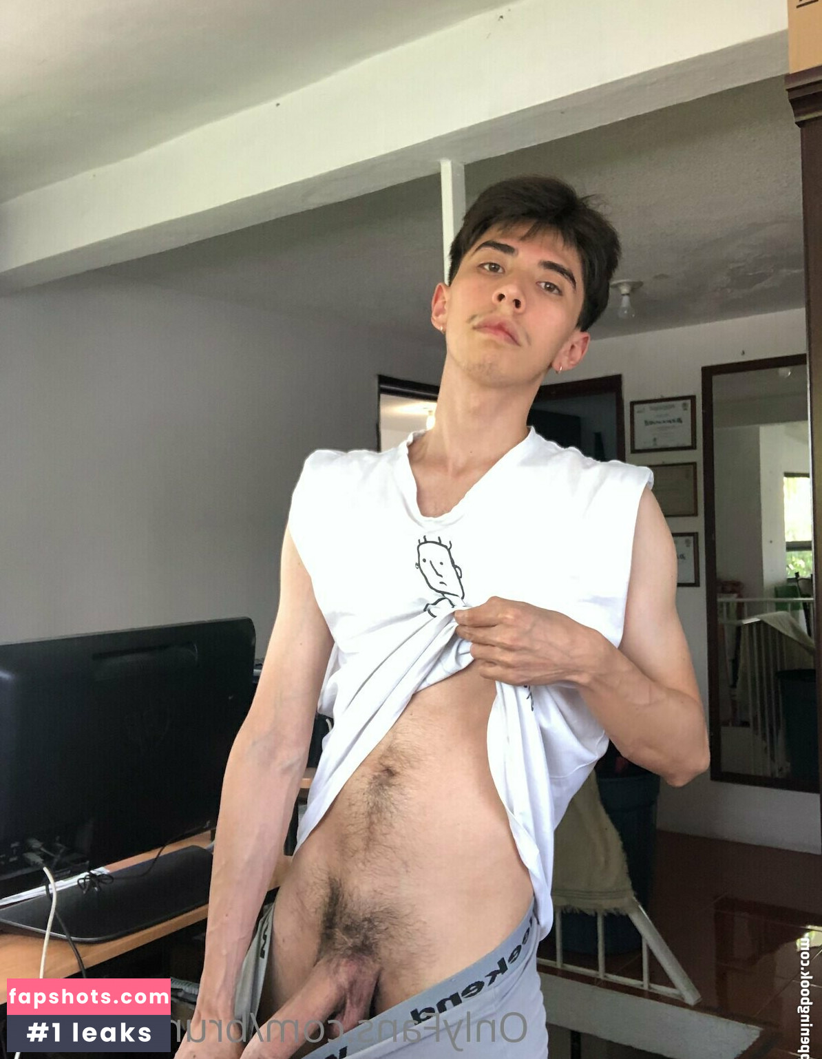 brunosaints_ gallery photo #7