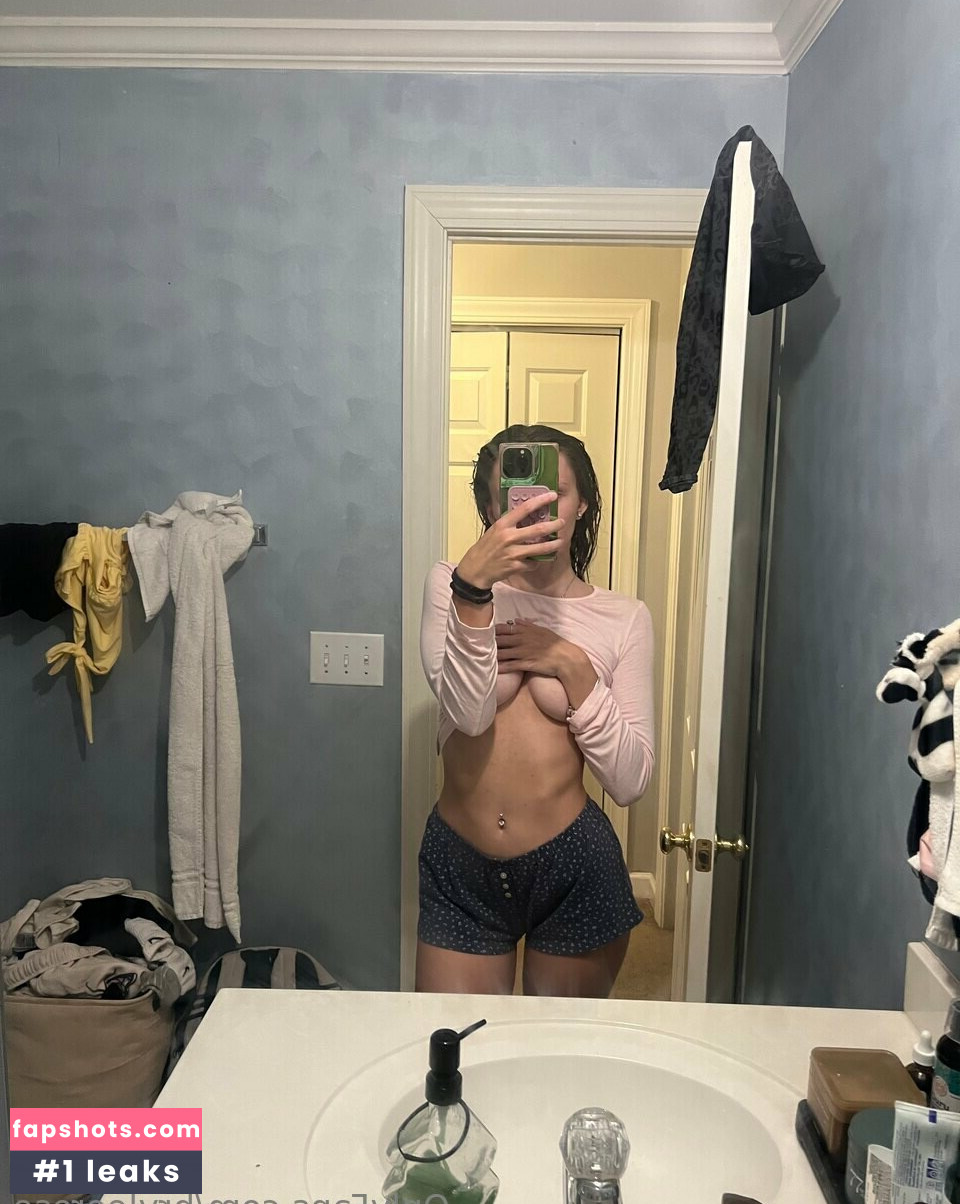 Brylee Rose gallery photo #3