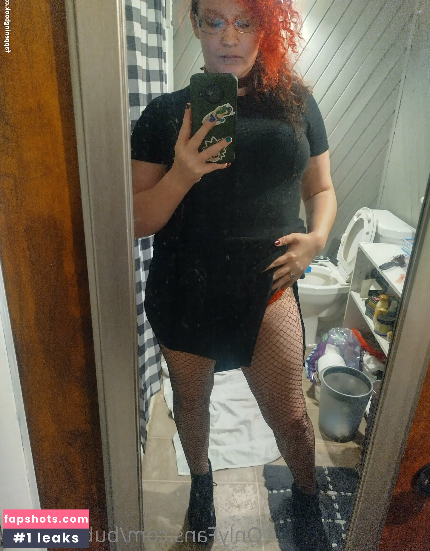 bubblyfangz Nude Leaks OnlyFans Photos #3 - LeakJerk