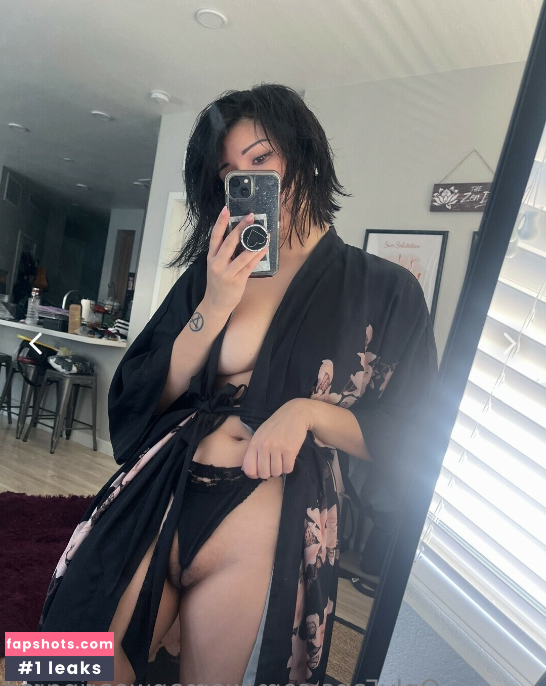 Buffbunnymika gallery photo #67