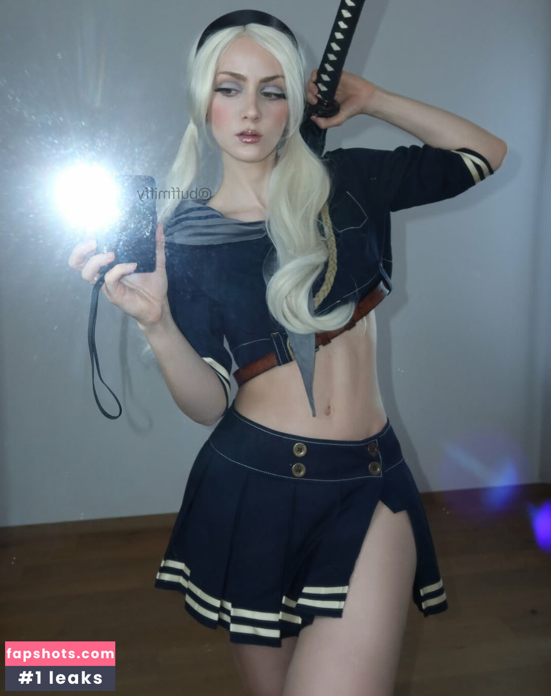 Buffmiffy gallery photo #2