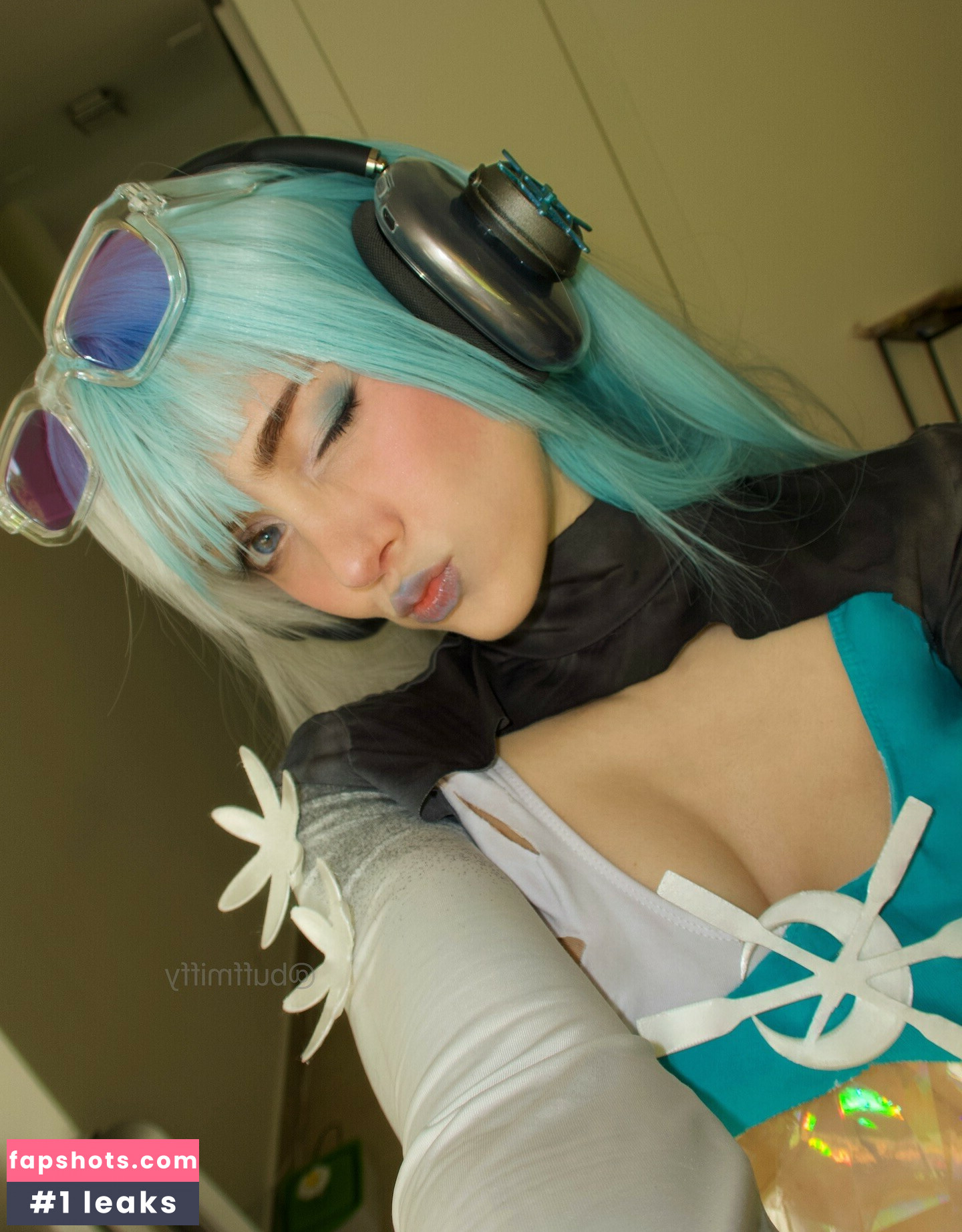 Buffmiffy gallery photo #17