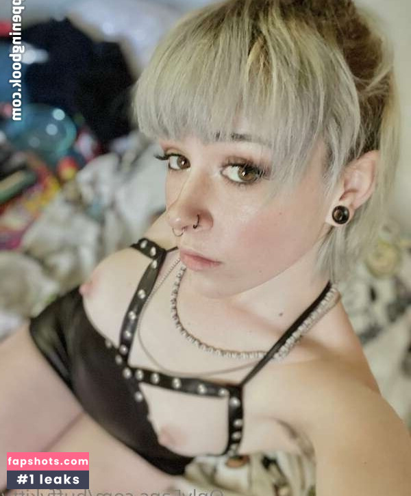 BuffyKitty gallery photo #15