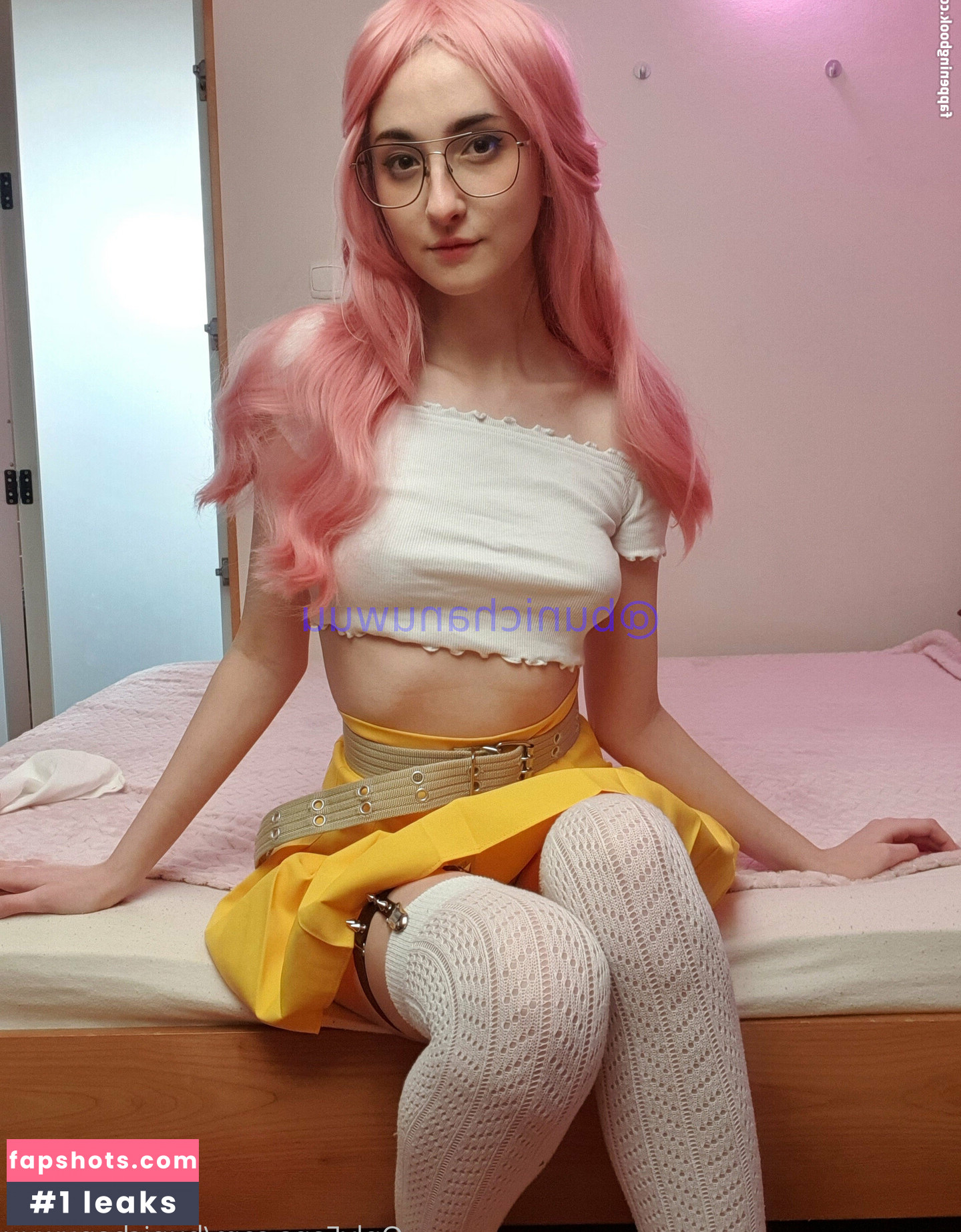 bunichanuwuu Nude Leaks OnlyFans Photos #5 - LeakJerk